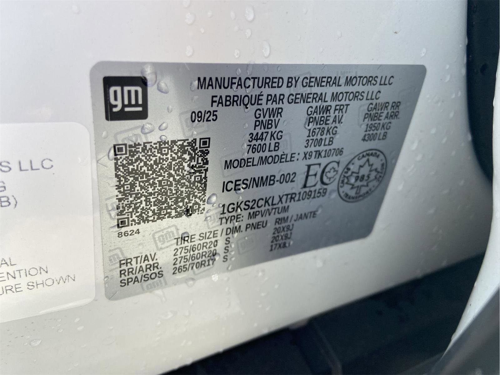 Used 2026 GMC Yukon AT4 w/ AT4 Premium Package AWD/4WD image 34