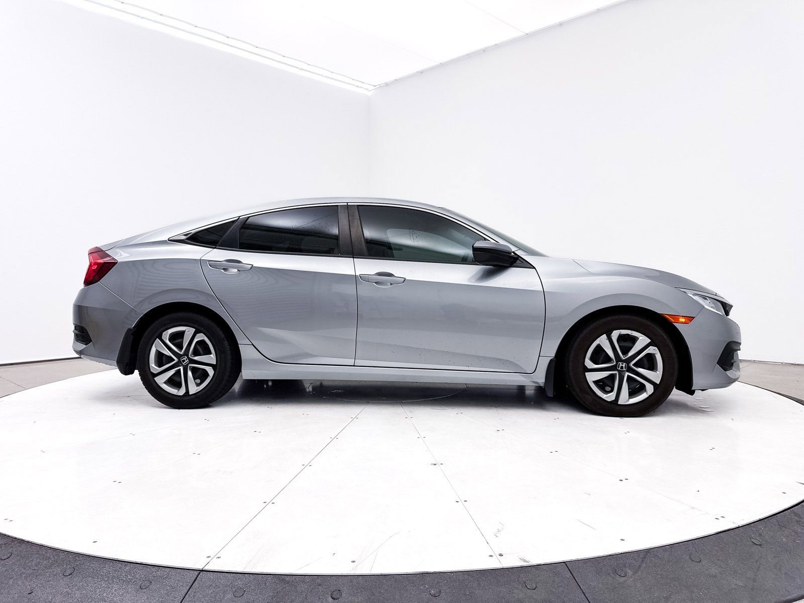 Used 2016 Honda Civic LX image 28