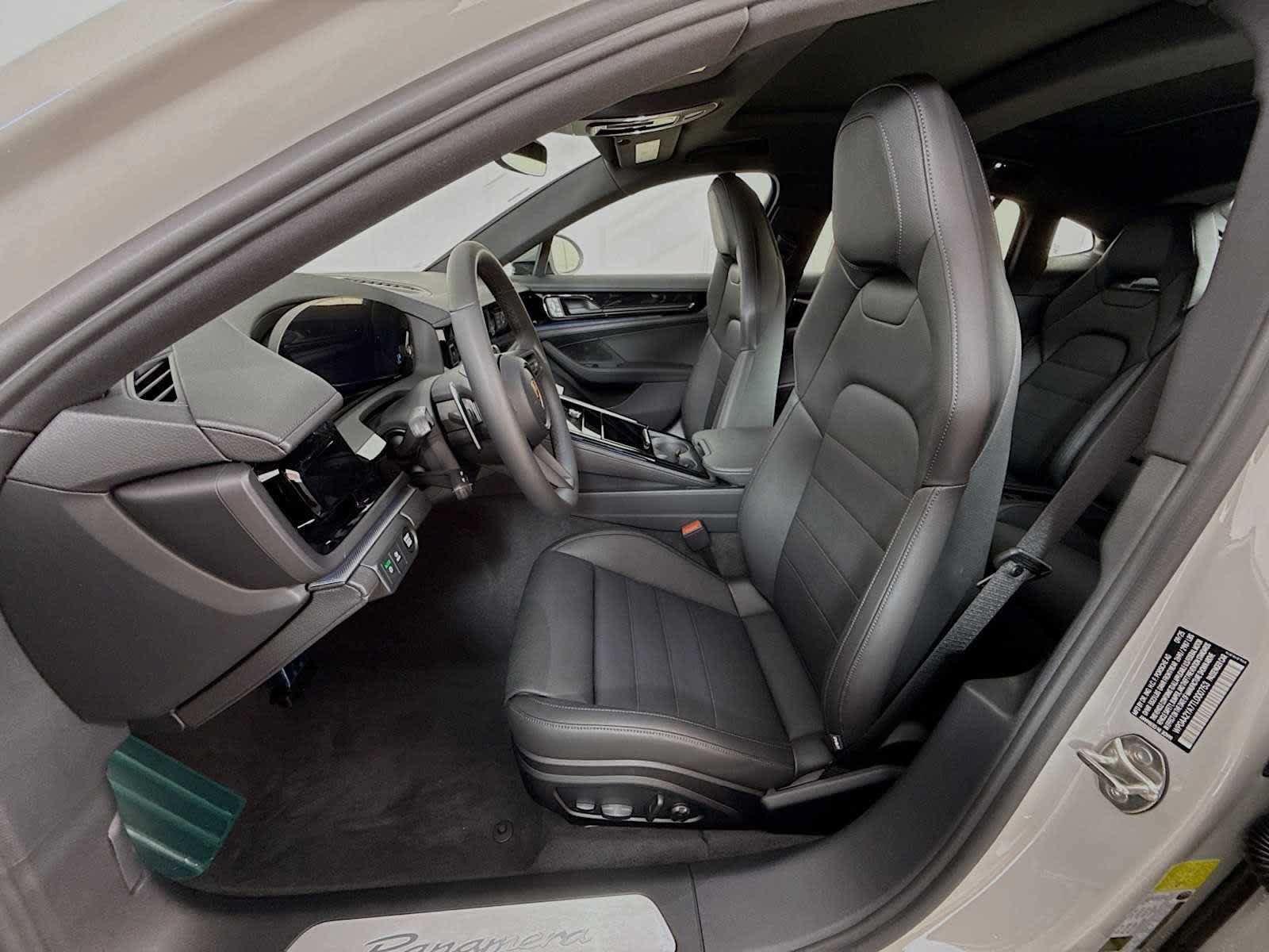 New 2026 Porsche Panamera 4 AWD/4WD image 33