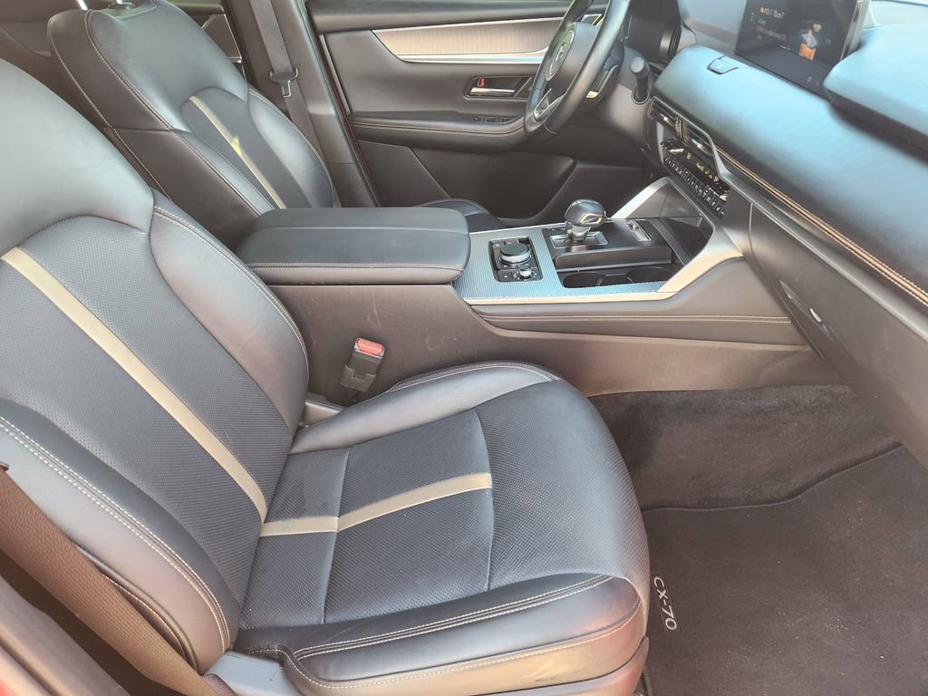 Used 2025 MAZDA CX-70 3.3 Turbo w/ Premium Plus Pkg image 17