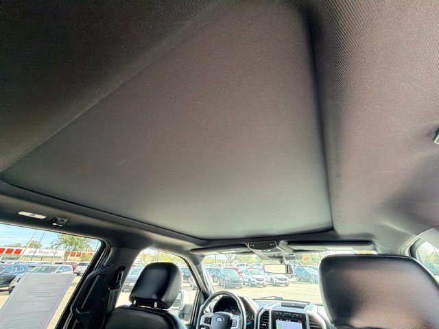 Used 2019 Ford F150 Lariat w/ Equipment Group 502A Luxury AWD/4WD image 28