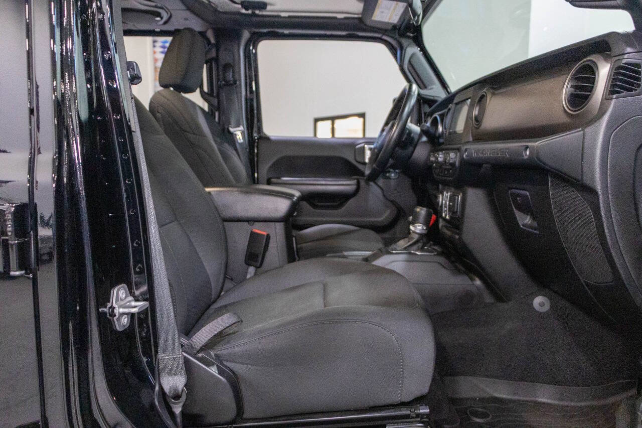 Used 2020 Jeep Wrangler Unlimited Sport S image 35