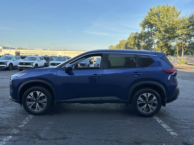 Used 2023 Nissan Rogue SV w/ SV Premium Package image 7