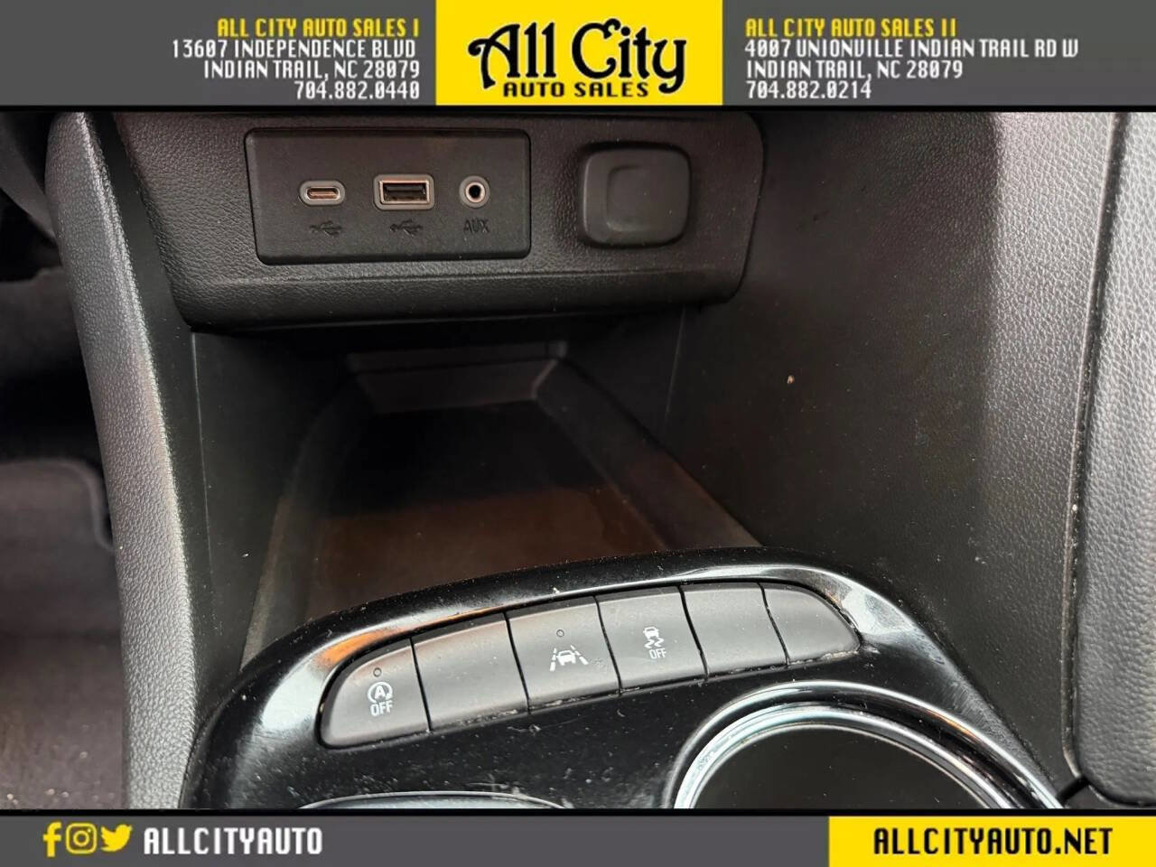 Used 2021 Buick Encore GX Preferred w/ Cold Weather Comfort Package FWD image 16