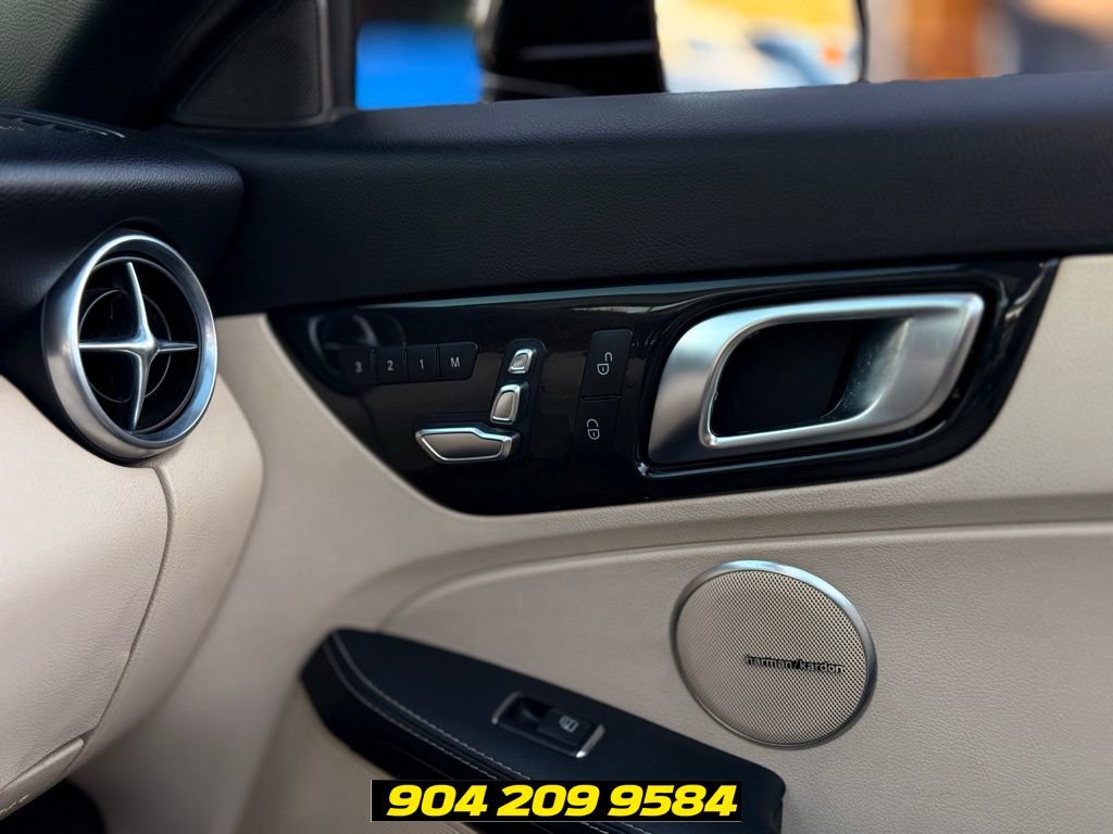 Used 2018 Mercedes-Benz SLC 300 image 20