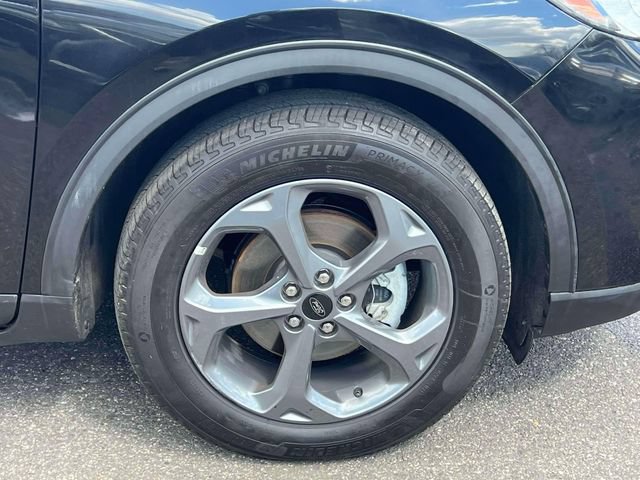 Used 2025 Ford Escape ST-Line FWD image 15