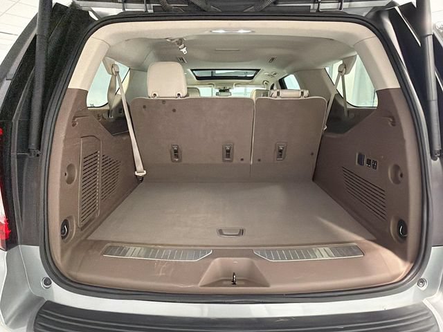 Used 2023 GMC Yukon XL Denali AWD/4WD image 24