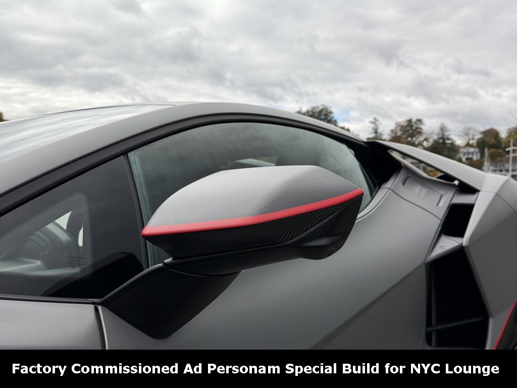 Used 2024 Lamborghini Revuelto image 21