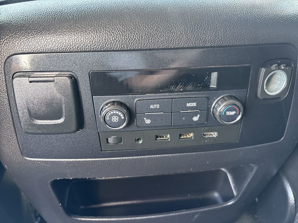 Used 2018 GMC Yukon Denali image 10