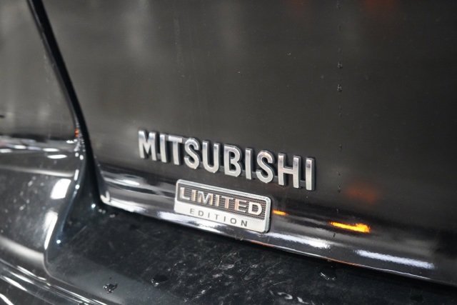 Used 2017 Mitsubishi Lancer ES image 10