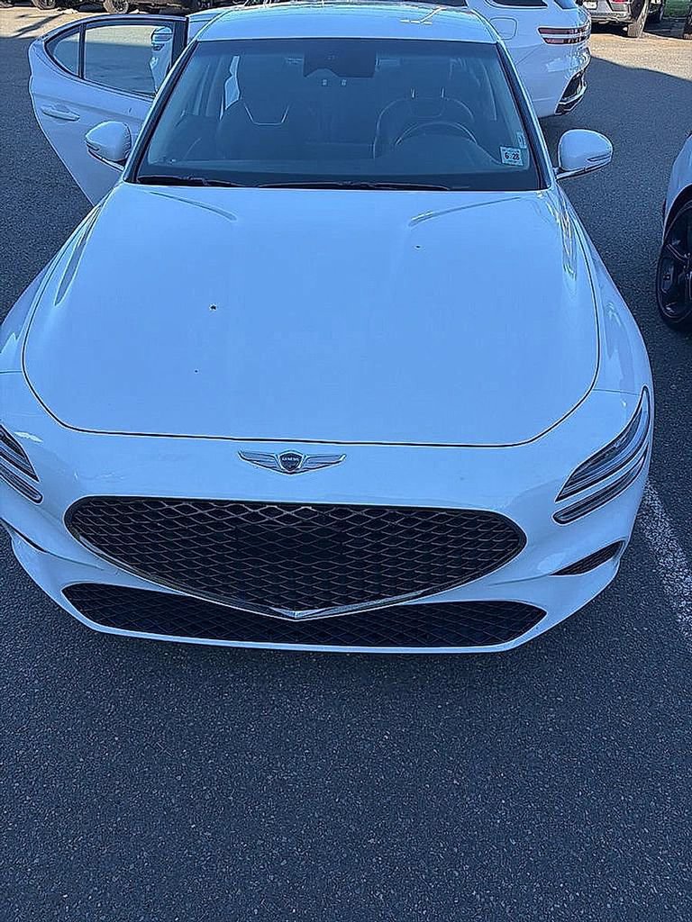 Used 2023 Genesis G70 3.3T AWD/4WD image 2