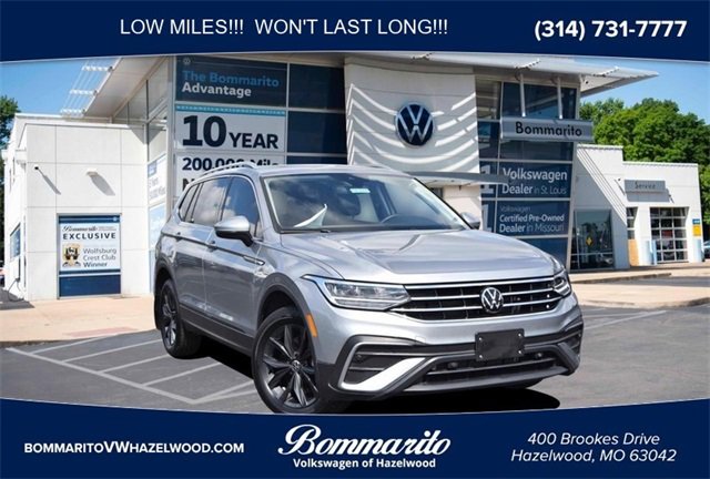 Used 2024 Volkswagen Tiguan SE w/ Panoramic Sunroof Package