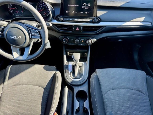 Used 2024 Kia Forte LXS w/ LXS Technology Package image 24