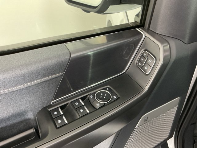 Used 2025 Ford F150 Lariat AWD/4WD image 14