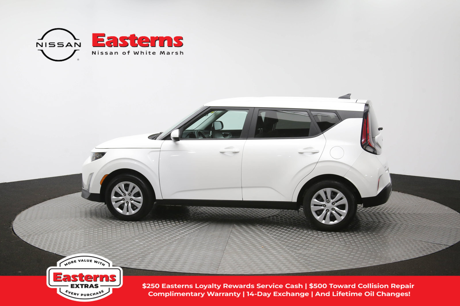 Used 2023 Kia Soul LX FWD image 59