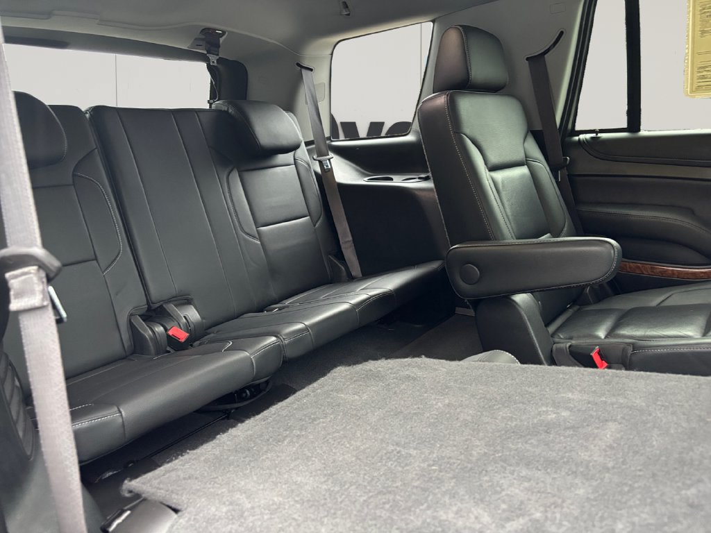 Used 2019 Chevrolet Tahoe Premier w/ RST 6.2L Performance Edition RWD image 17