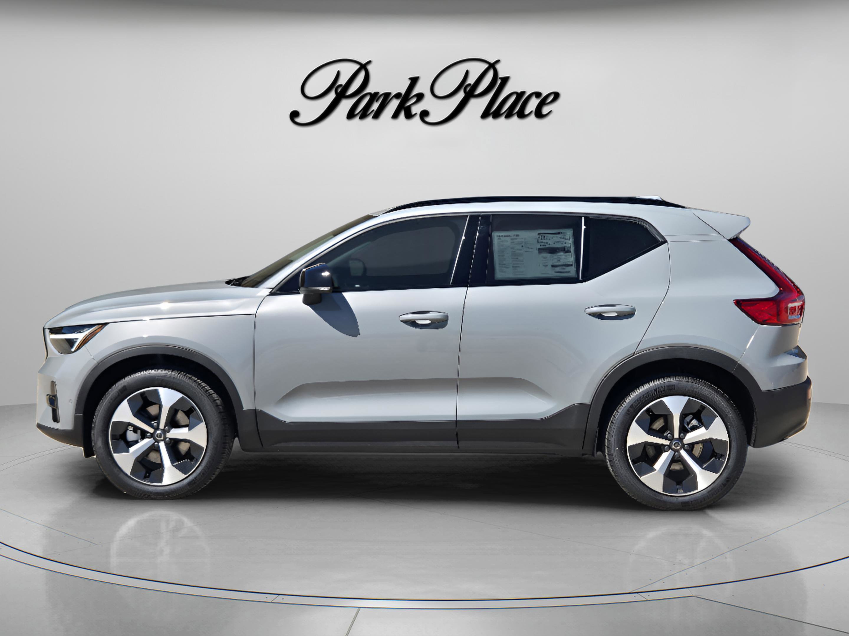 New 2026 Volvo XC40 B5 Plus w/ Protection Package Premier image 3