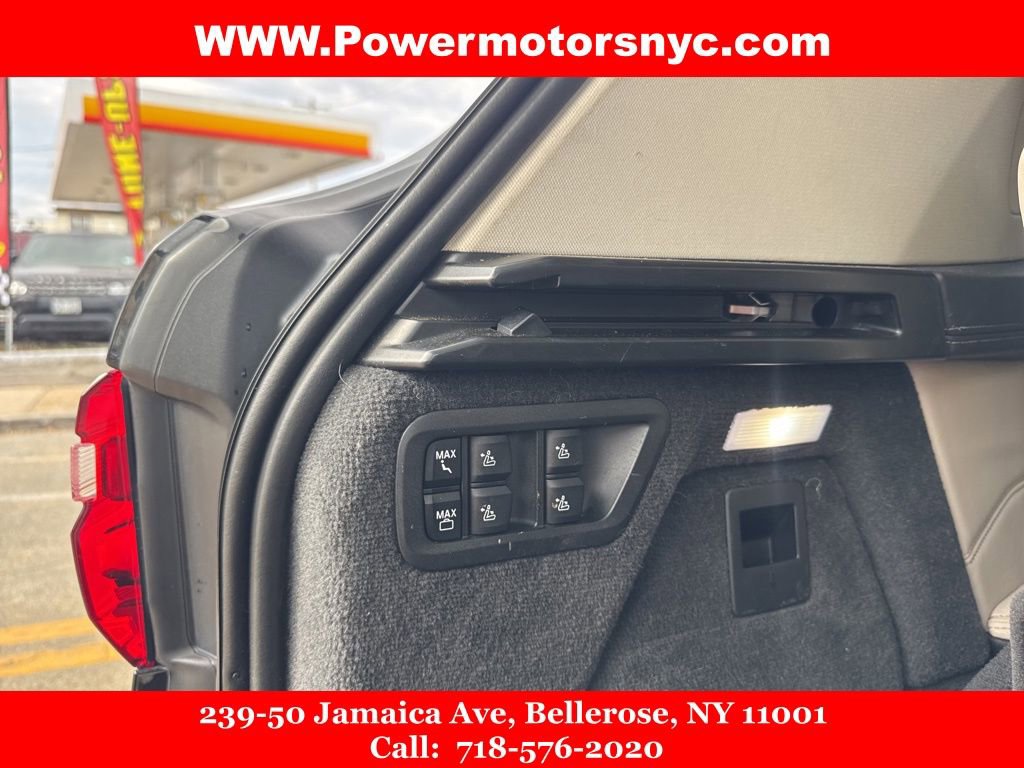 Used 2019 BMW X7 xDrive50i w/ Premium Package image 29