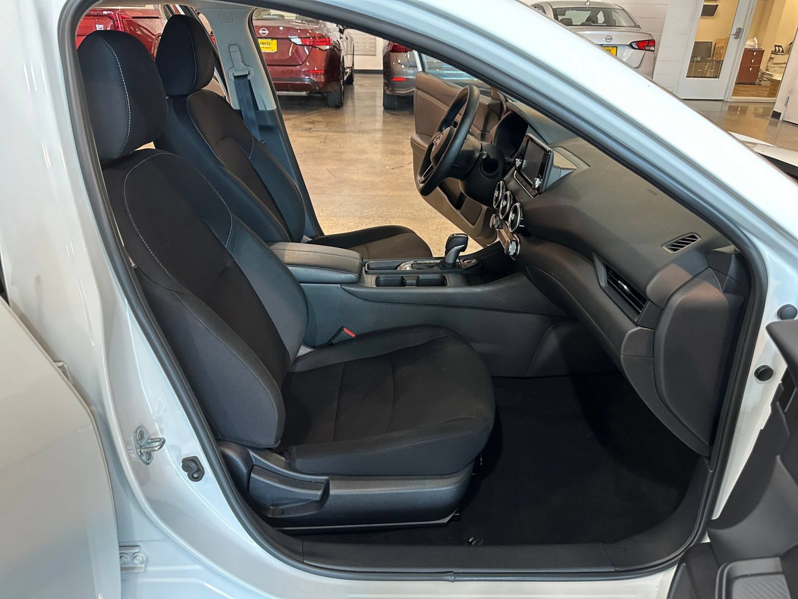 Used 2025 Nissan Sentra S FWD image 35