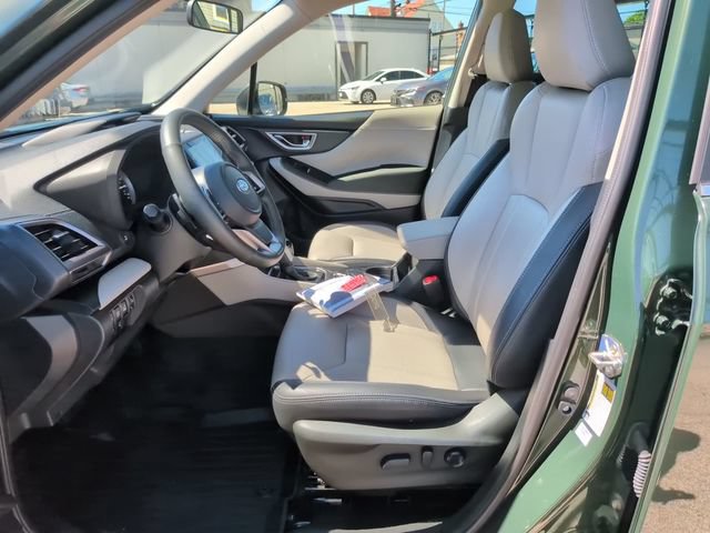 Used 2023 Subaru Forester Limited AWD/4WD image 12