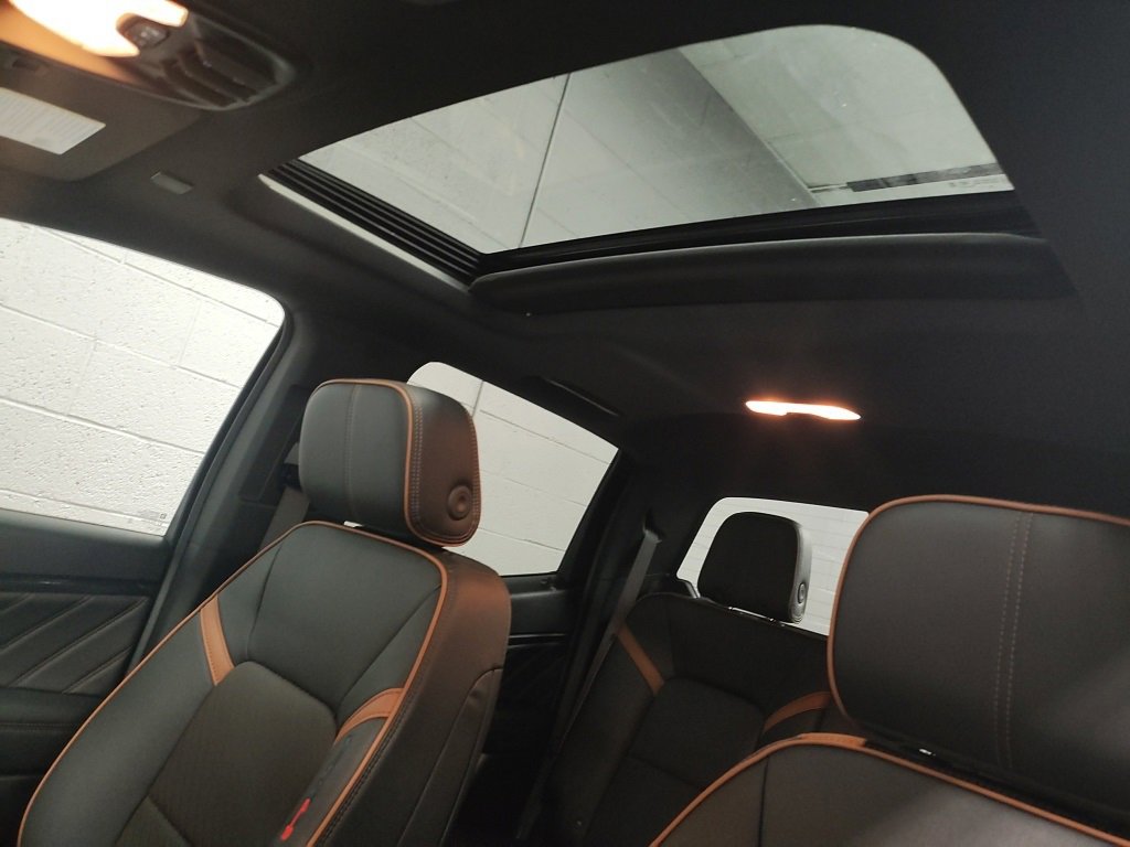 New 2026 GMC Canyon AT4 w/ Technology Plus Package image 23