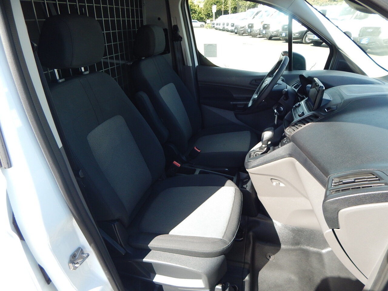 Used 2023 Ford Transit Connect XL FWD image 22