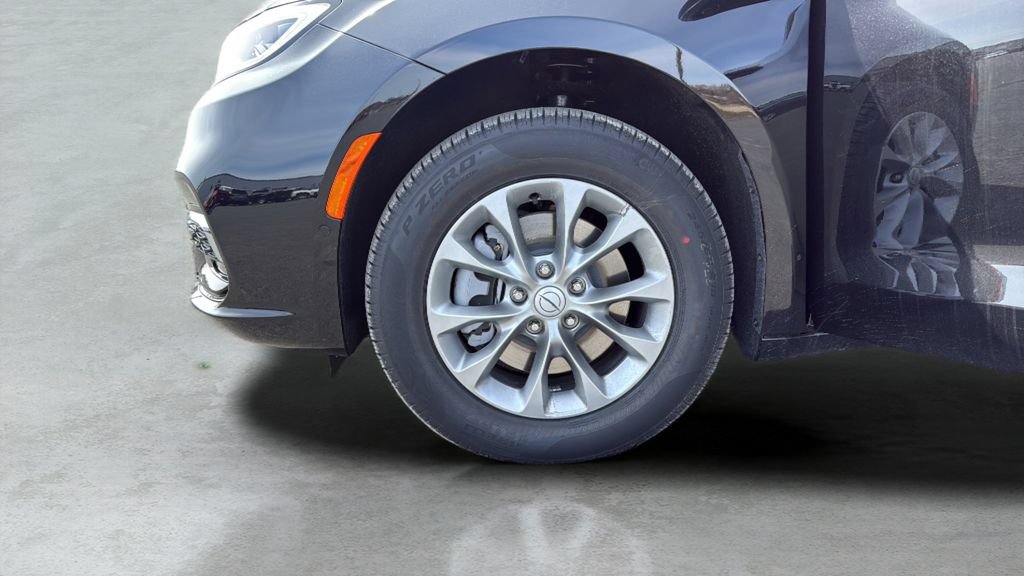 New 2026 Chrysler Pacifica Select AWD/4WD image 38