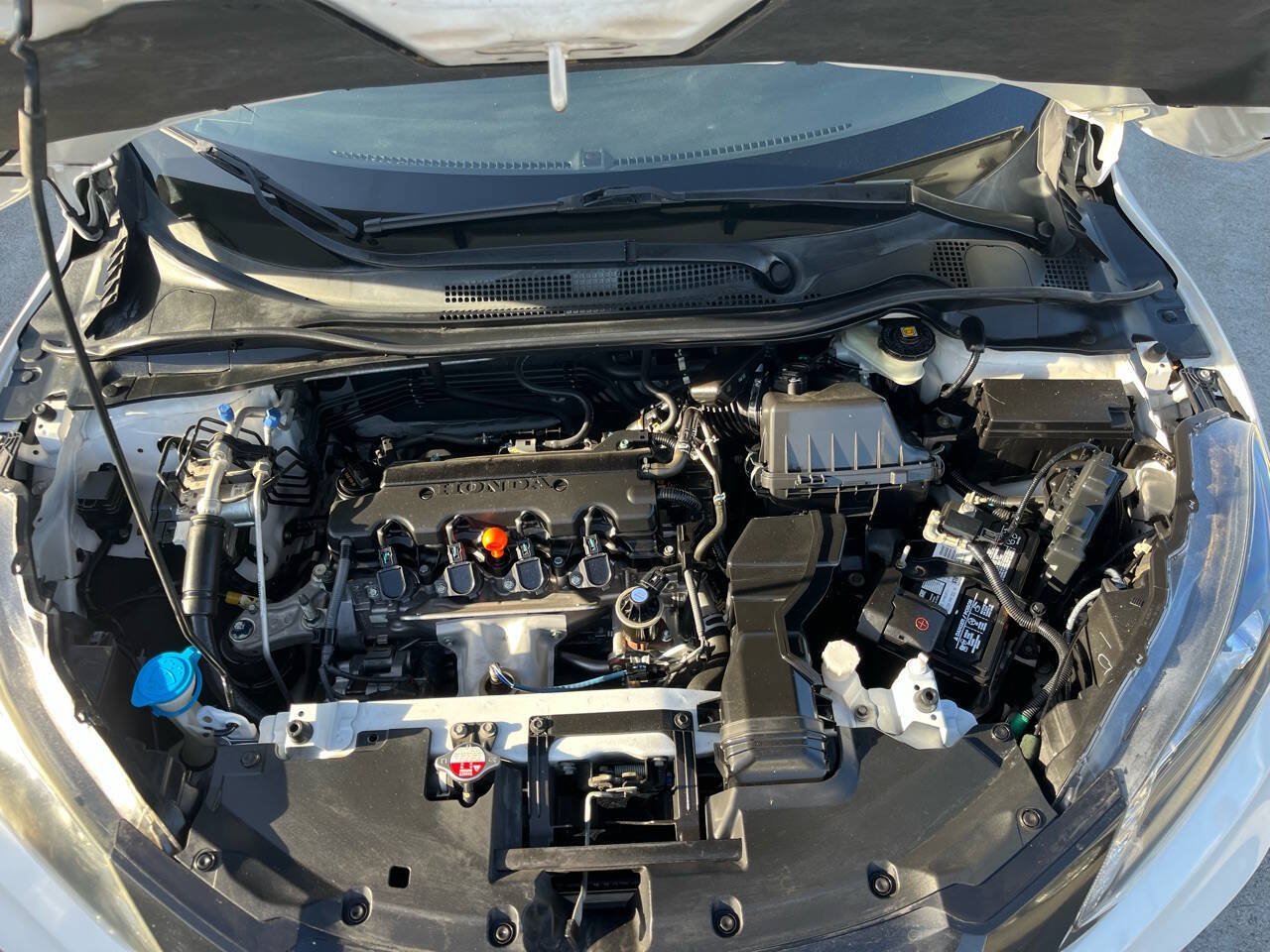 Used 2016 Honda HR-V EX image 35