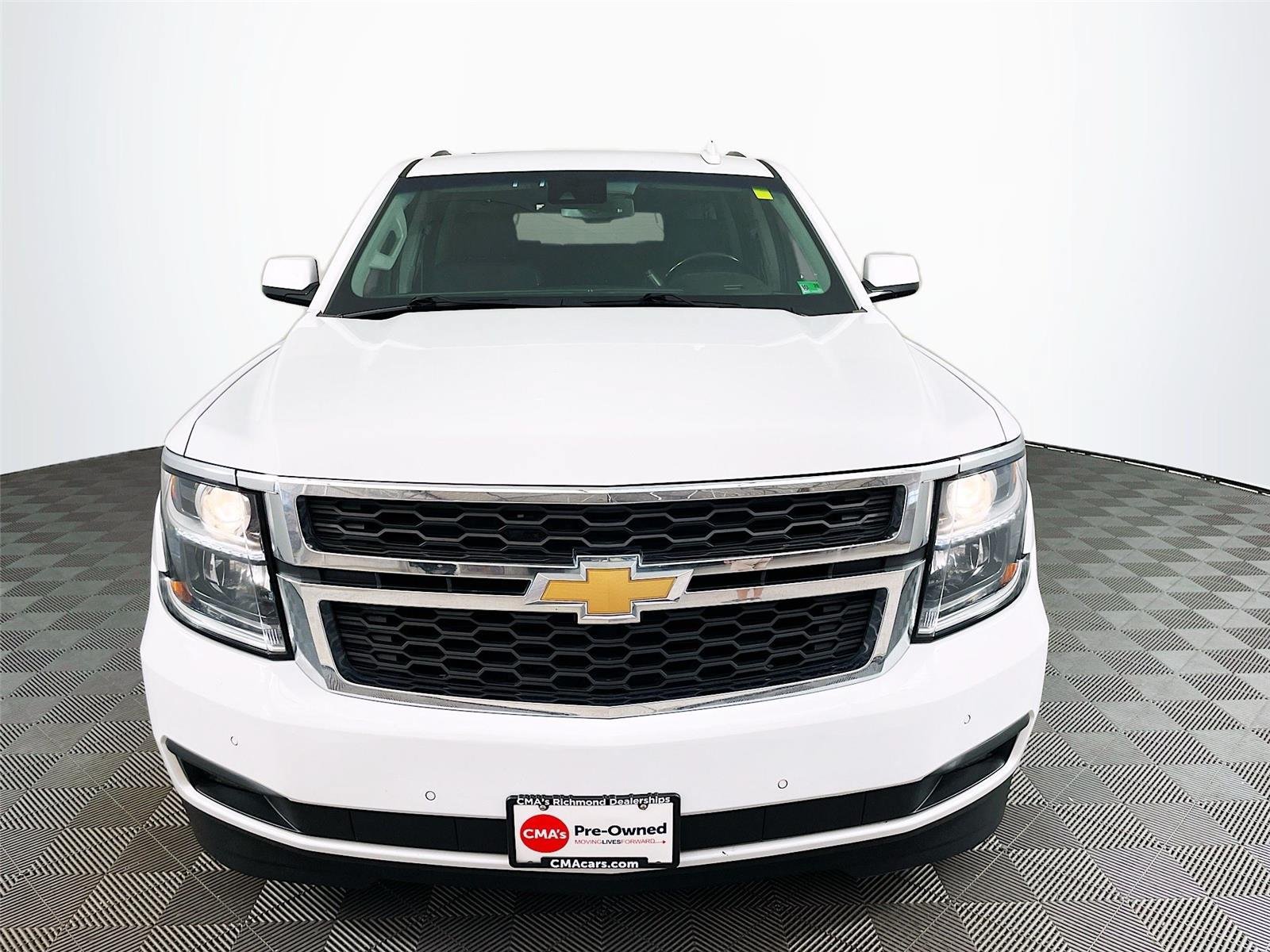 Used 2018 Chevrolet Suburban LT AWD/4WD image 2