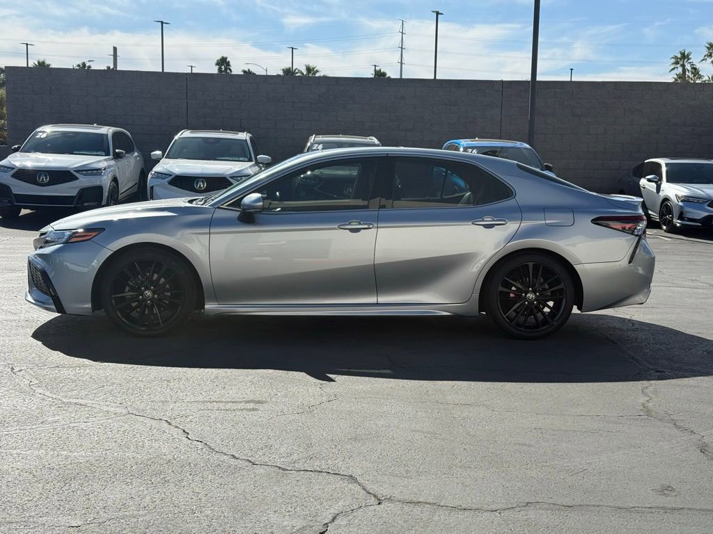 Used 2021 Toyota Camry XSE image 6