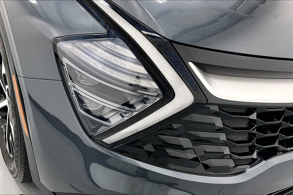 Used 2024 Kia Sportage EX image 30