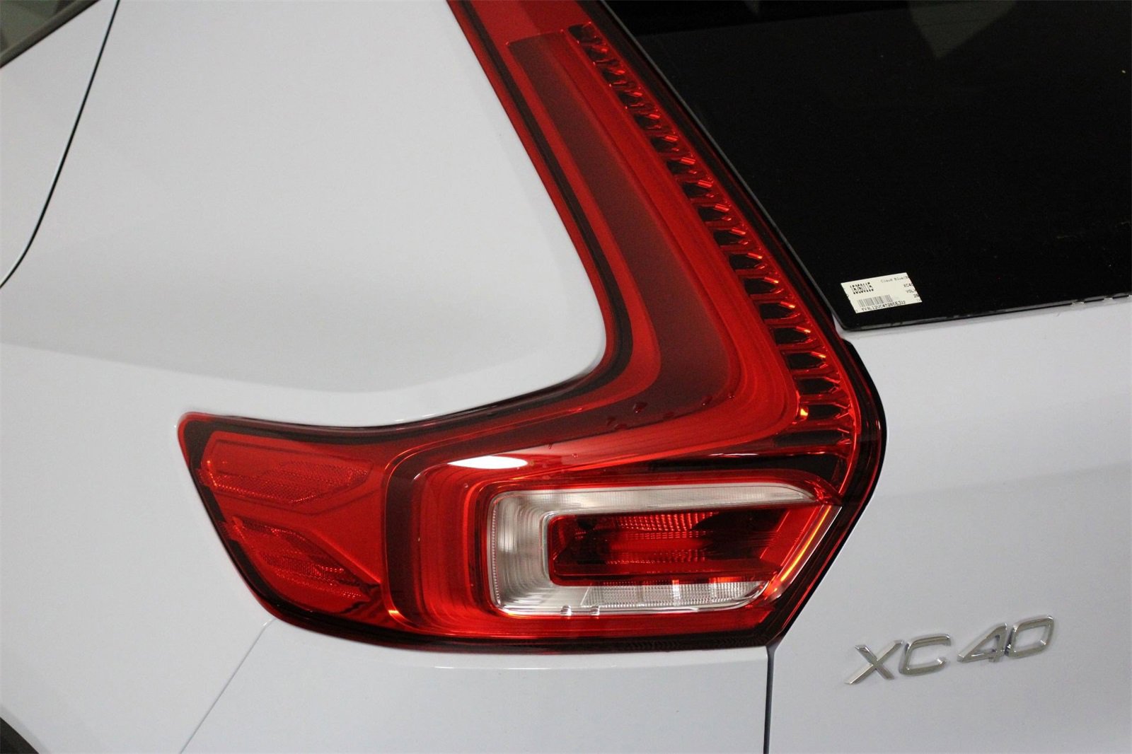 New 2026 Volvo XC40 B5 Plus w/ Protection Package Premier image 15