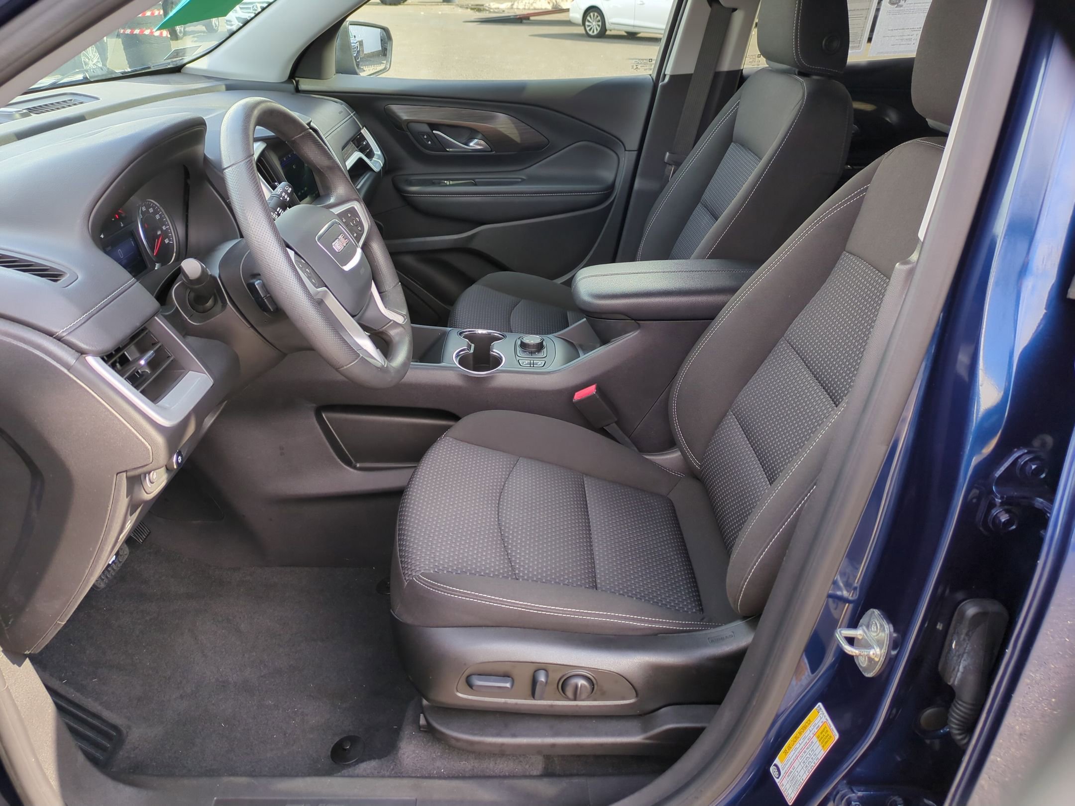 Certified 2022 GMC Terrain SLE w/ Driver Convenience Package image 19