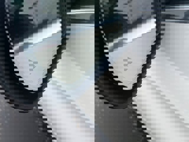 Used 2022 Mercedes-Benz GLC 300 4MATIC image 9