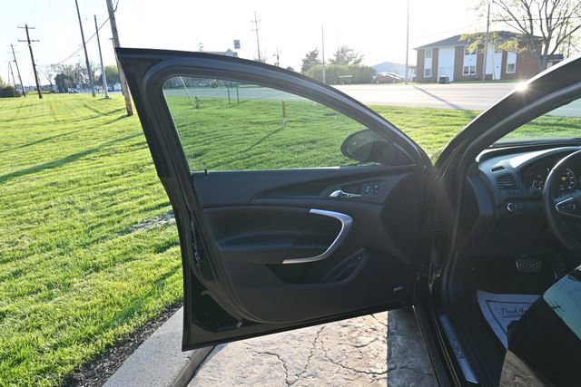 Used 2017 Buick Regal GS image 25