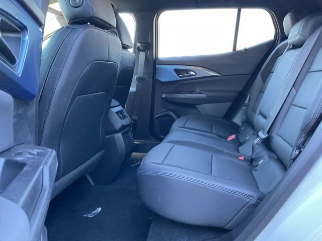 New 2026 Chevrolet Equinox EV LT image 13