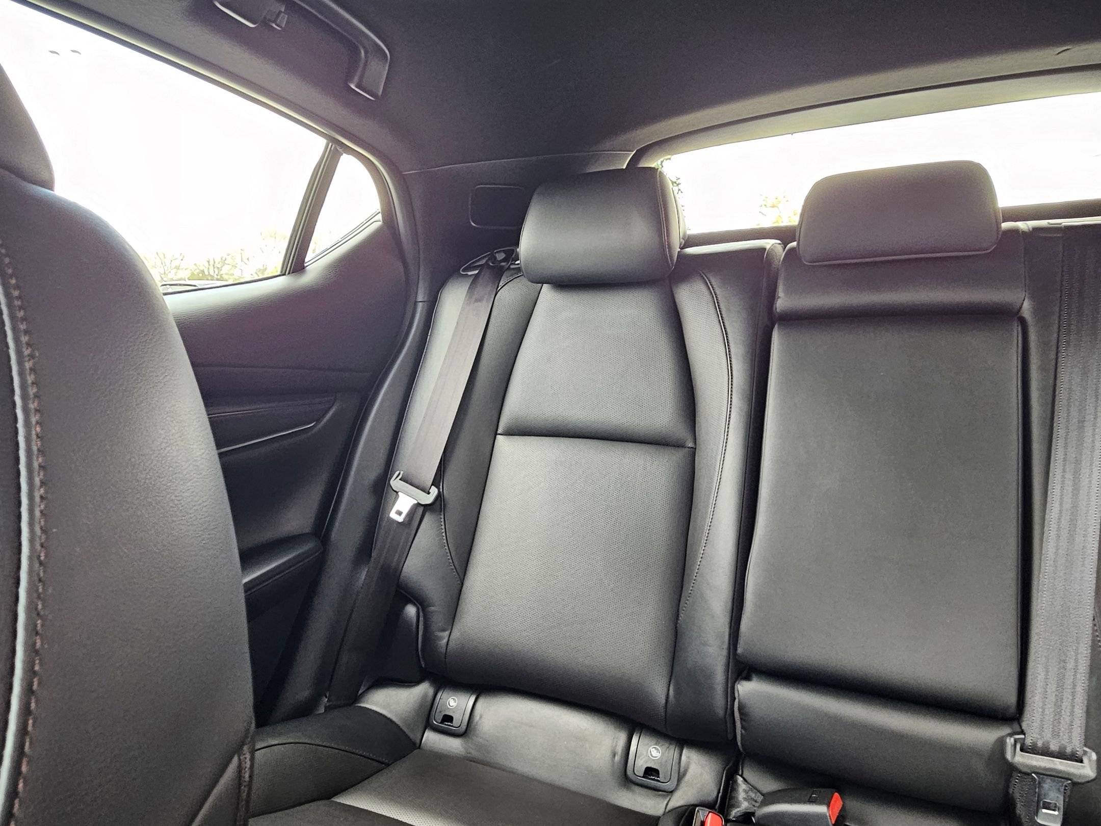 Used 2022 MAZDA MAZDA3 s image 25