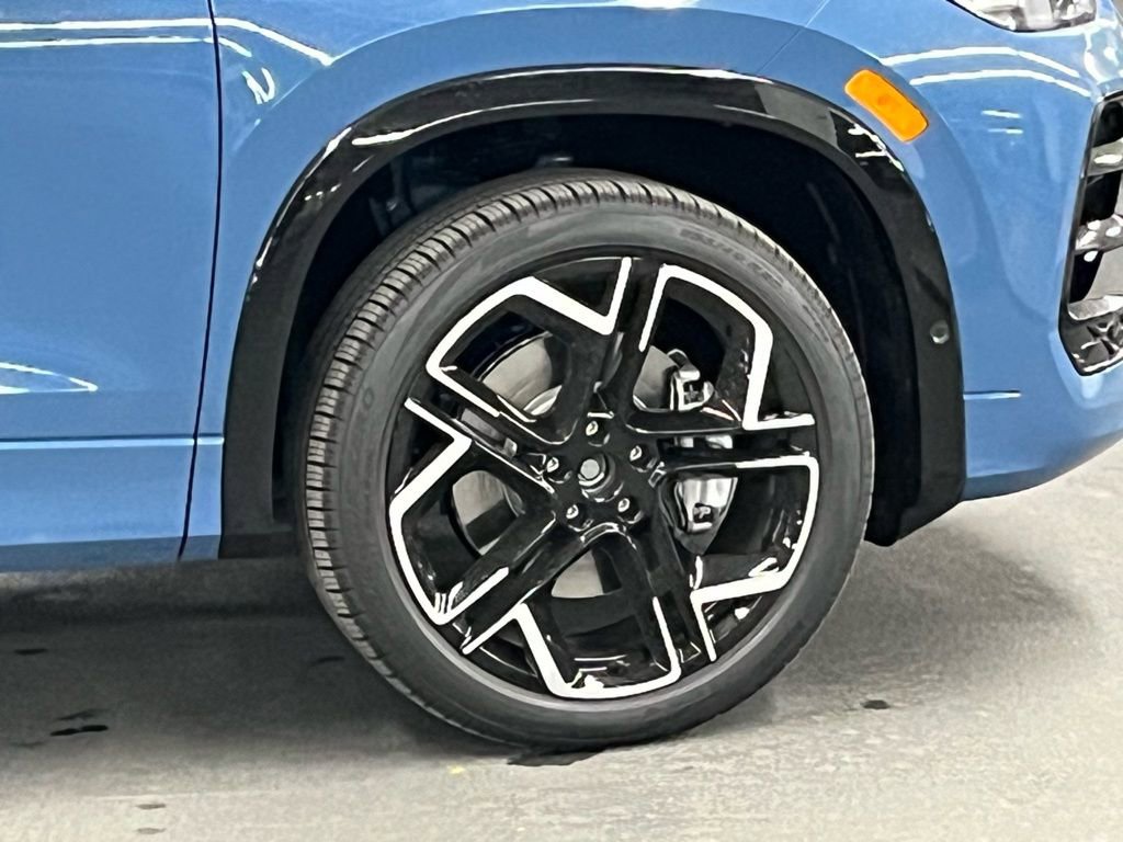 New 2026 Volkswagen Tiguan SEL R-Line image 43