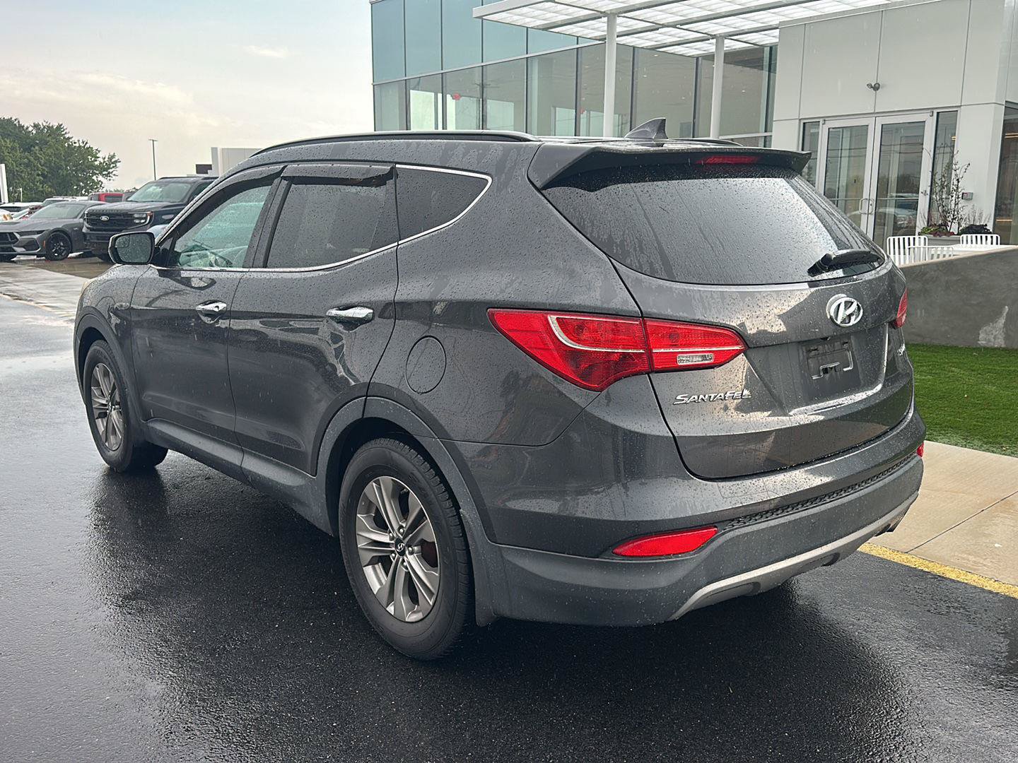 Used 2016 Hyundai Santa Fe Sport w/ Option Group 02 FWD image 7