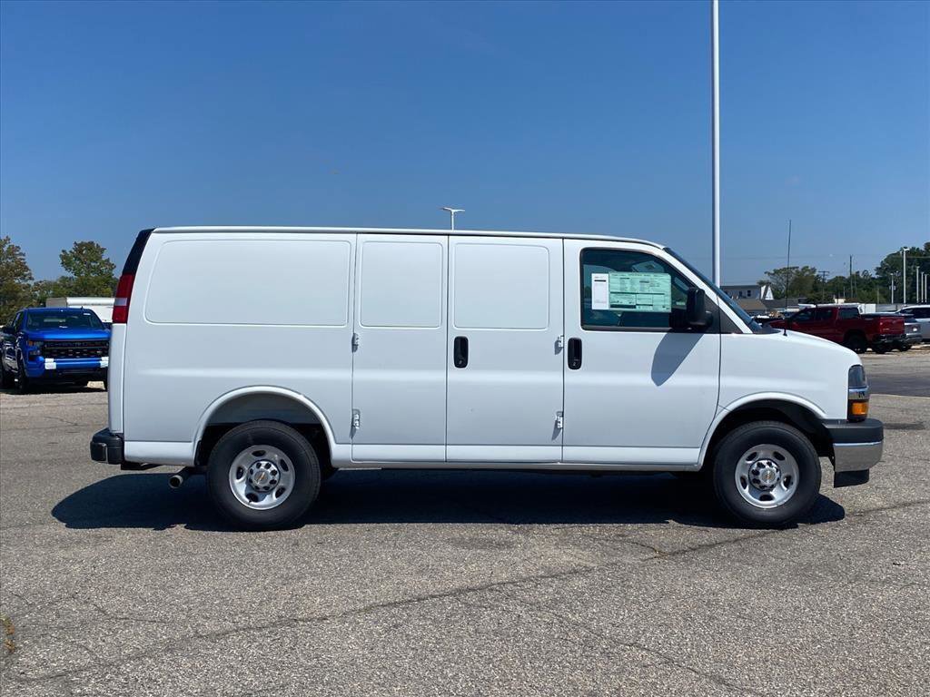 New 2025 Chevrolet Express 2500 w/ Driver Convenience Package image 2