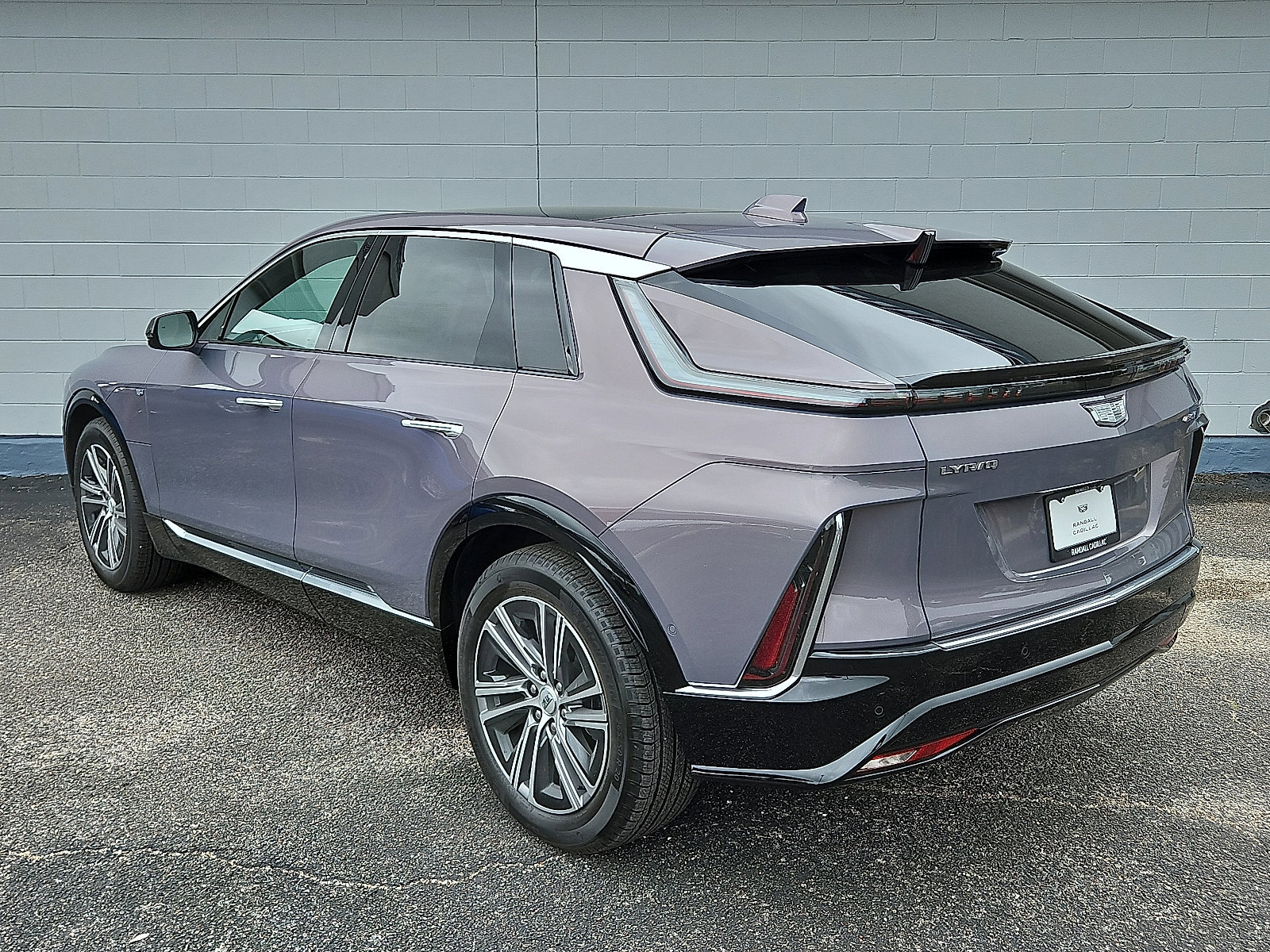 New 2025 Cadillac Lyriq Luxury image 3