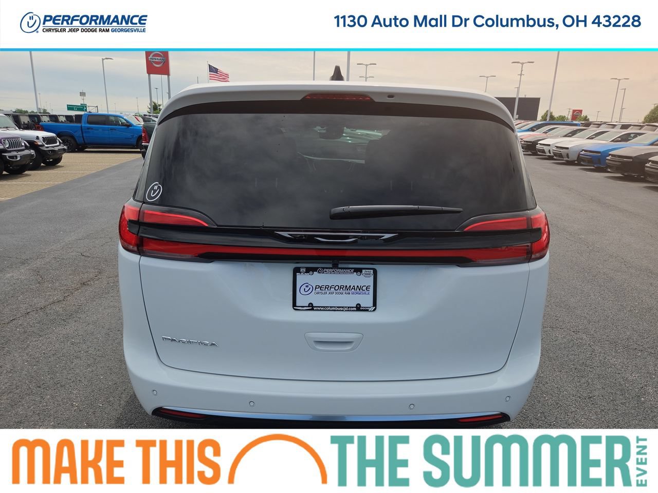 New 2027 Chrysler Pacifica Select FWD image 6