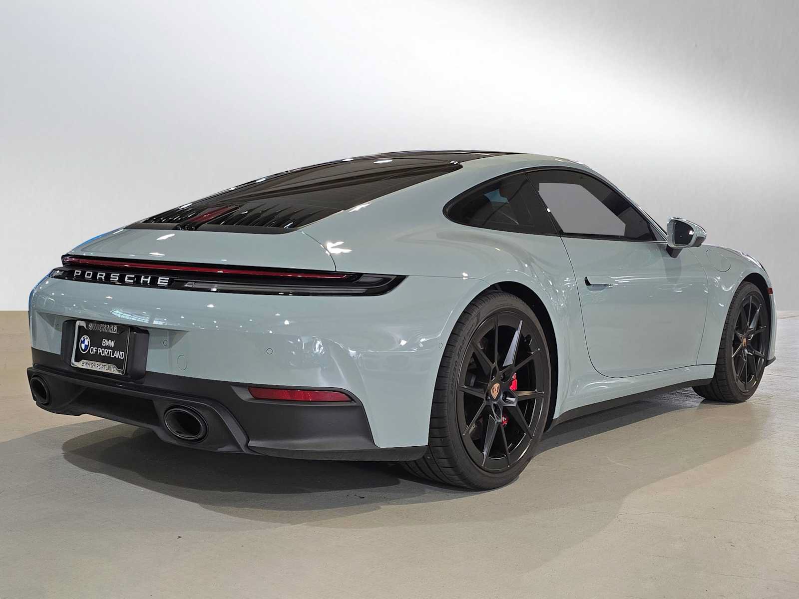 Used 2025 Porsche 911 Carrera S RWD image 3