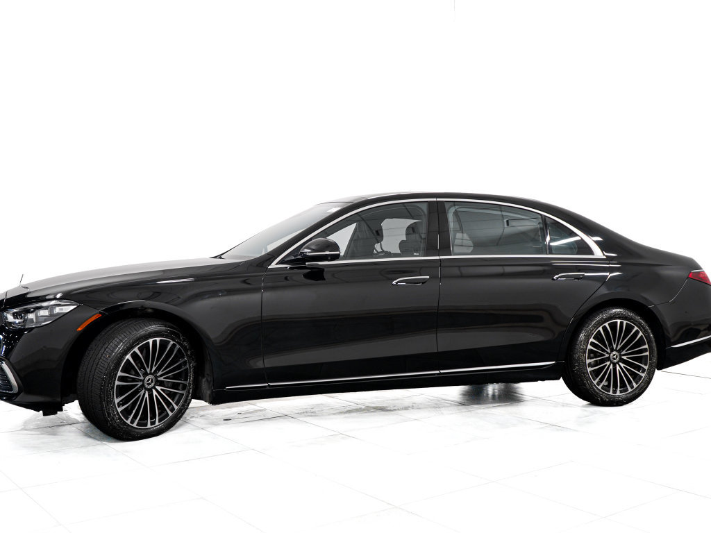 Used 2023 Mercedes-Benz S 580 4MATIC Sedan image 4