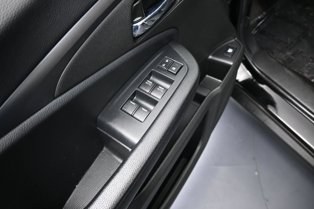 Used 2022 Honda Pilot Sport image 13