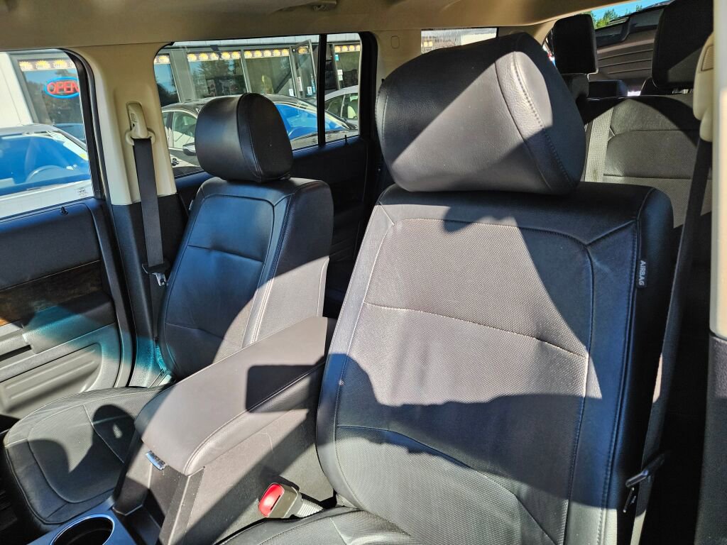 Used 2018 Ford Flex Limited image 20