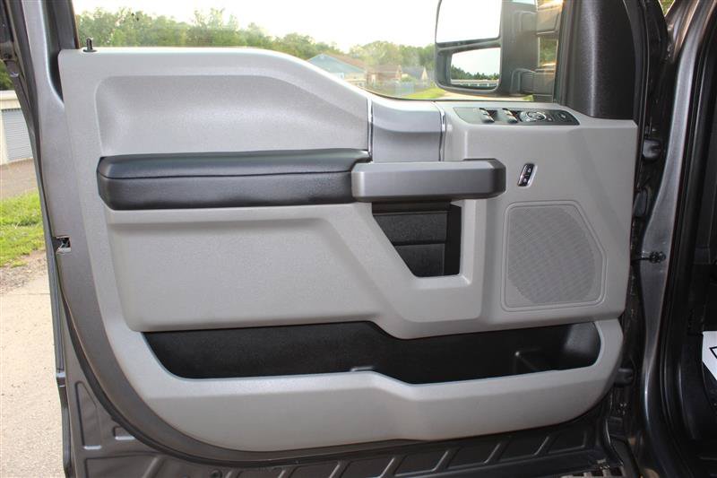 Used 2021 Ford F250 XLT w/ Tremor Off-Road Package AWD/4WD image 30