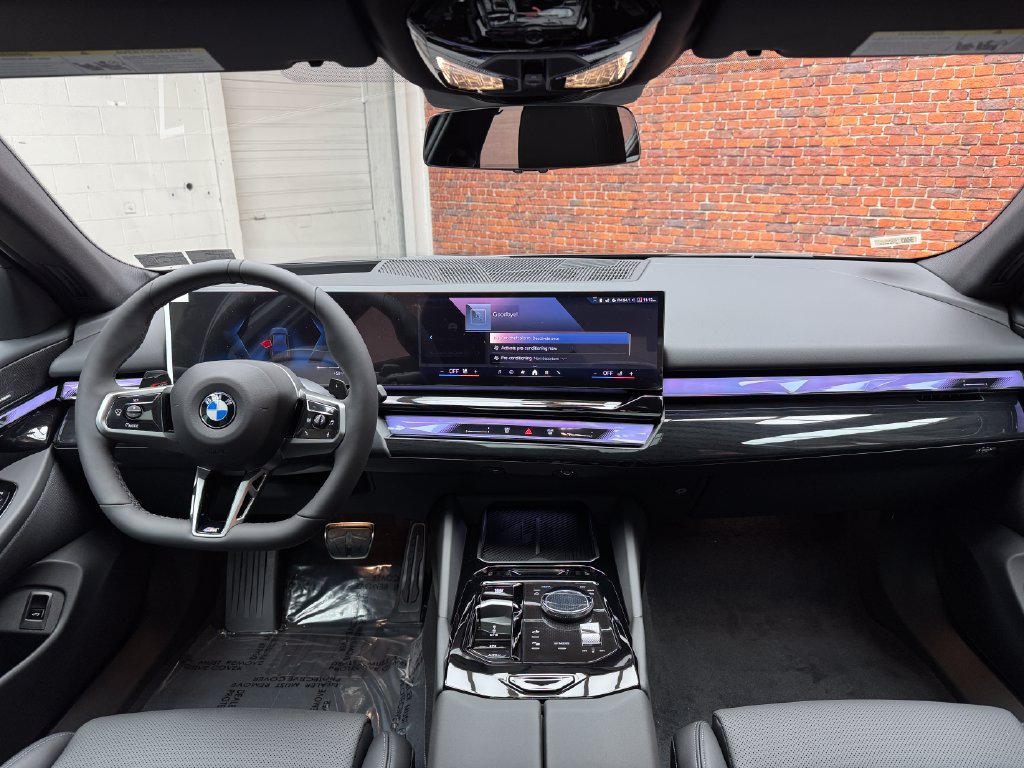 Used 2027 BMW 530i xDrive w/ M Sport Package AWD/4WD image 12