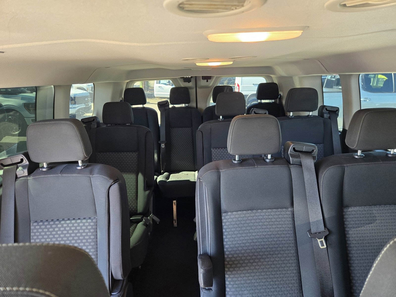 Used 2020 Ford Transit 350 XLT image 11