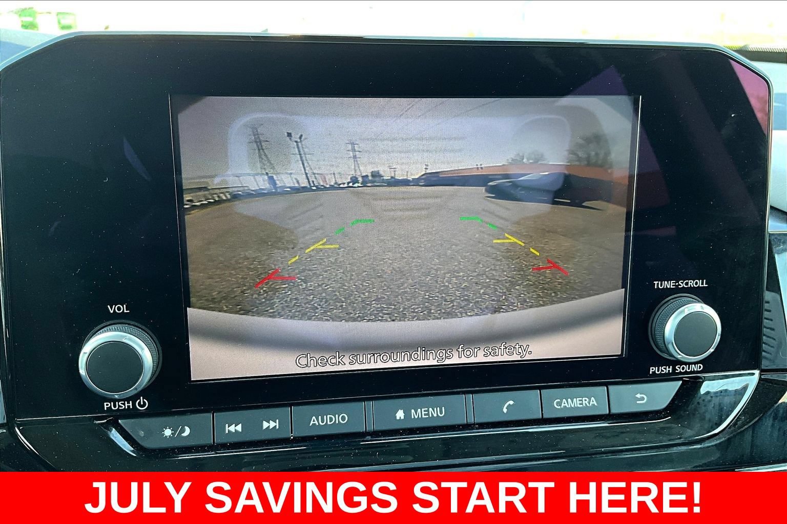 Used 2024 Nissan Pathfinder SV AWD/4WD image 18